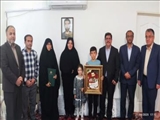 هیأت رئیسه دانشگاه شهید مدنی آذربایجان با خانواده شهید اقتدار همزمان با فرا رسیدن هفته دفاع مقدس دیدار کردند